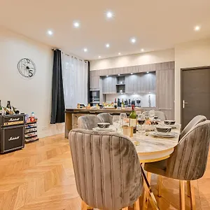 Appartement Magnifique De Luxe & Familia - 16, Paris